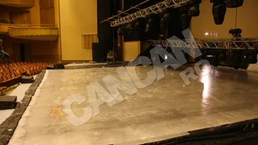 A inghetat scena din Sala Palatului! 3,5 tone de fulgi de gheata pentru un show extraordinar!