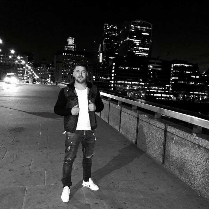 Atenţie! Imagini cu un puternic impact emotional Un brutar român i-a atacat pe terorişti din Londra cu… mătura şi făcăleţul: ”I-am dat un baschet în cap de l-am zăpăcit!”