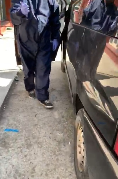 Scandal la morgă din cauza felului în care sunt transportați cei decedați de COVID-19