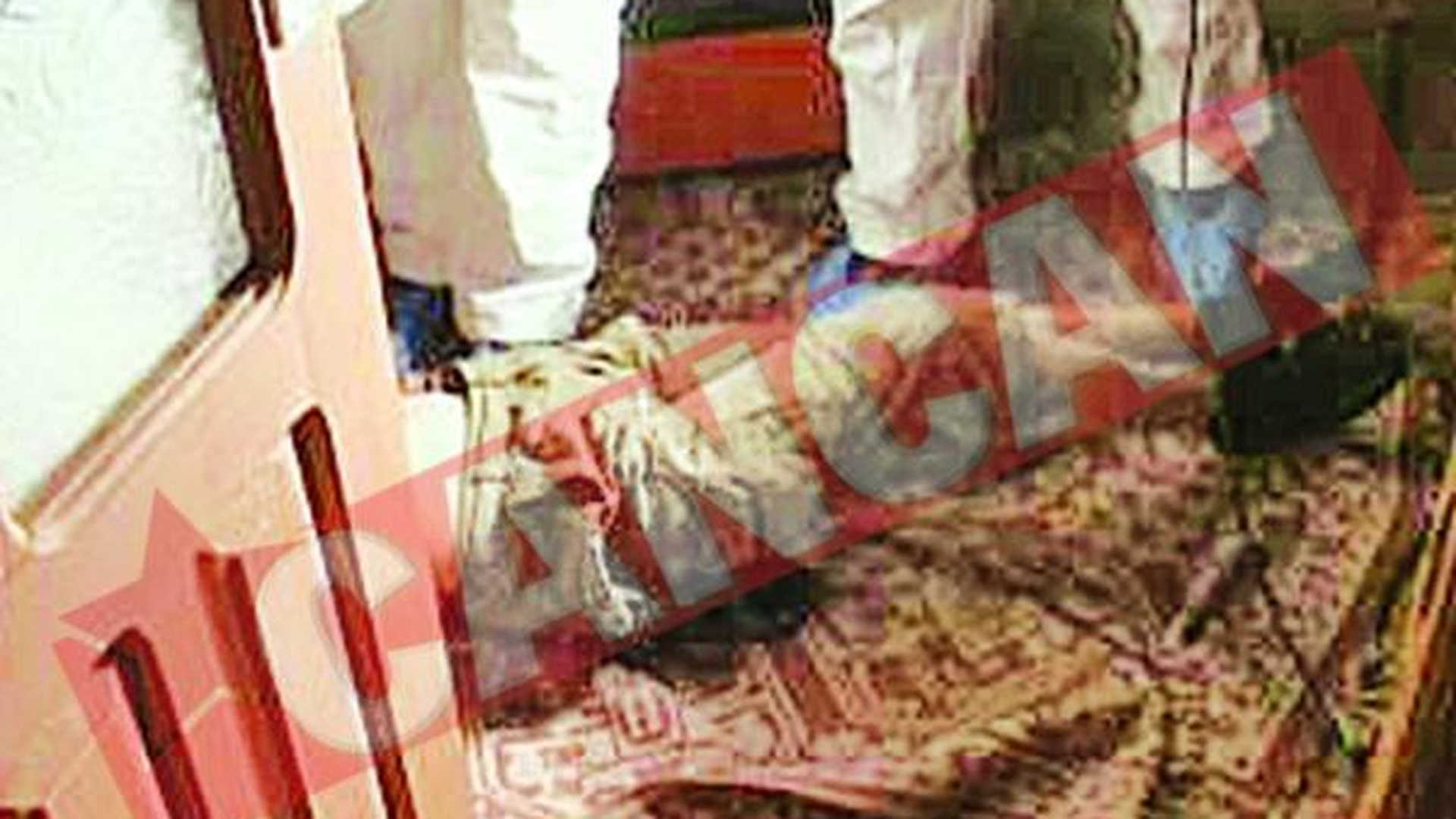 Baiat de 16 ani, hacuit de un copil de 13