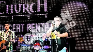 Mihai Margineanu, show inedit! I-a cantat Oanei Zavoranu la evenimentul lui Serban Ionescu