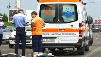 ACCIDENT GRAV IN BUCURESTI! Un tanar a avut nevoie de ingrijiri medicale, dupa ce a cazut cu motocicleta in trafic!