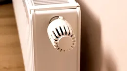 Greșeala banală care îți umflă factura la căldură. Cum poți economisi până la 15% în timpul iernii?