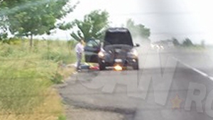 Un autoturism a luat foc la intrarea în Buzău, pe E85!