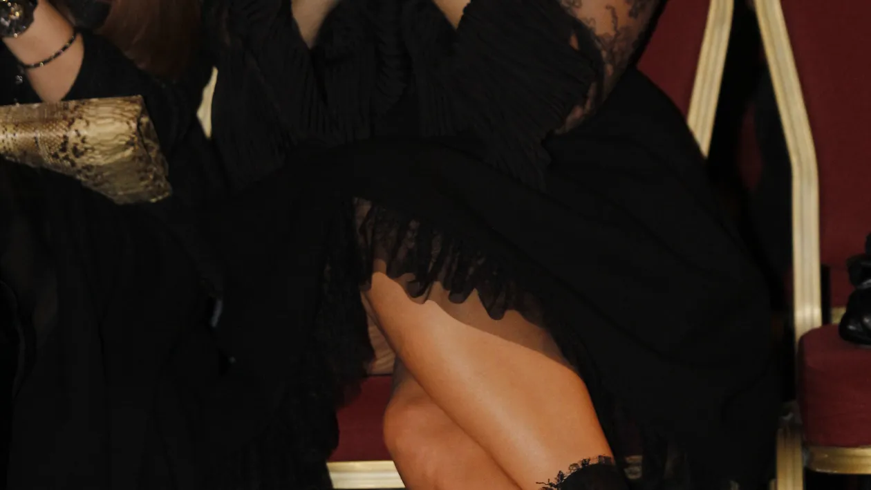 Farmecul Zanei a pierit, pielea i-a imbatranit! Iata defectul pe care s-a chinuit sa-l tina ascuns, dar nu a reusit!