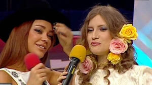 CE LOVITURA! Bianca Dragusanu a atacat-o pe Iulia Albu: "E o fata frumoasa care se urateste" Cum a raspuns fashion-editorul