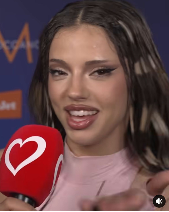 Câte operații estetice are bulgăroaica DARA, de fapt. Câștigătoarea Eurovision a fost criticată pentru aspectul ei de „păpușă”