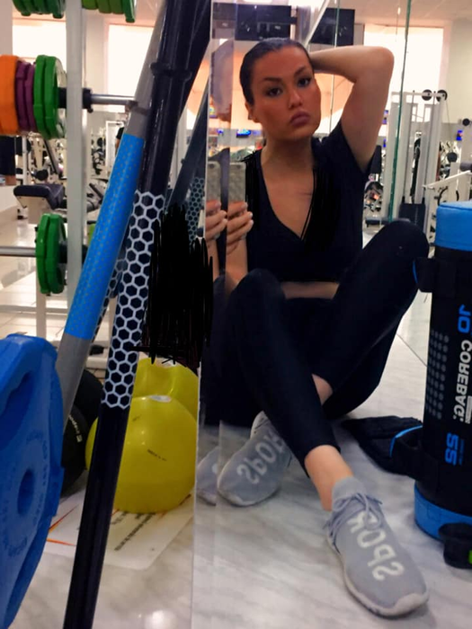 Simona Sensual a
găsit soluția să "uite" de hărțuitor (Foto: Instagram)