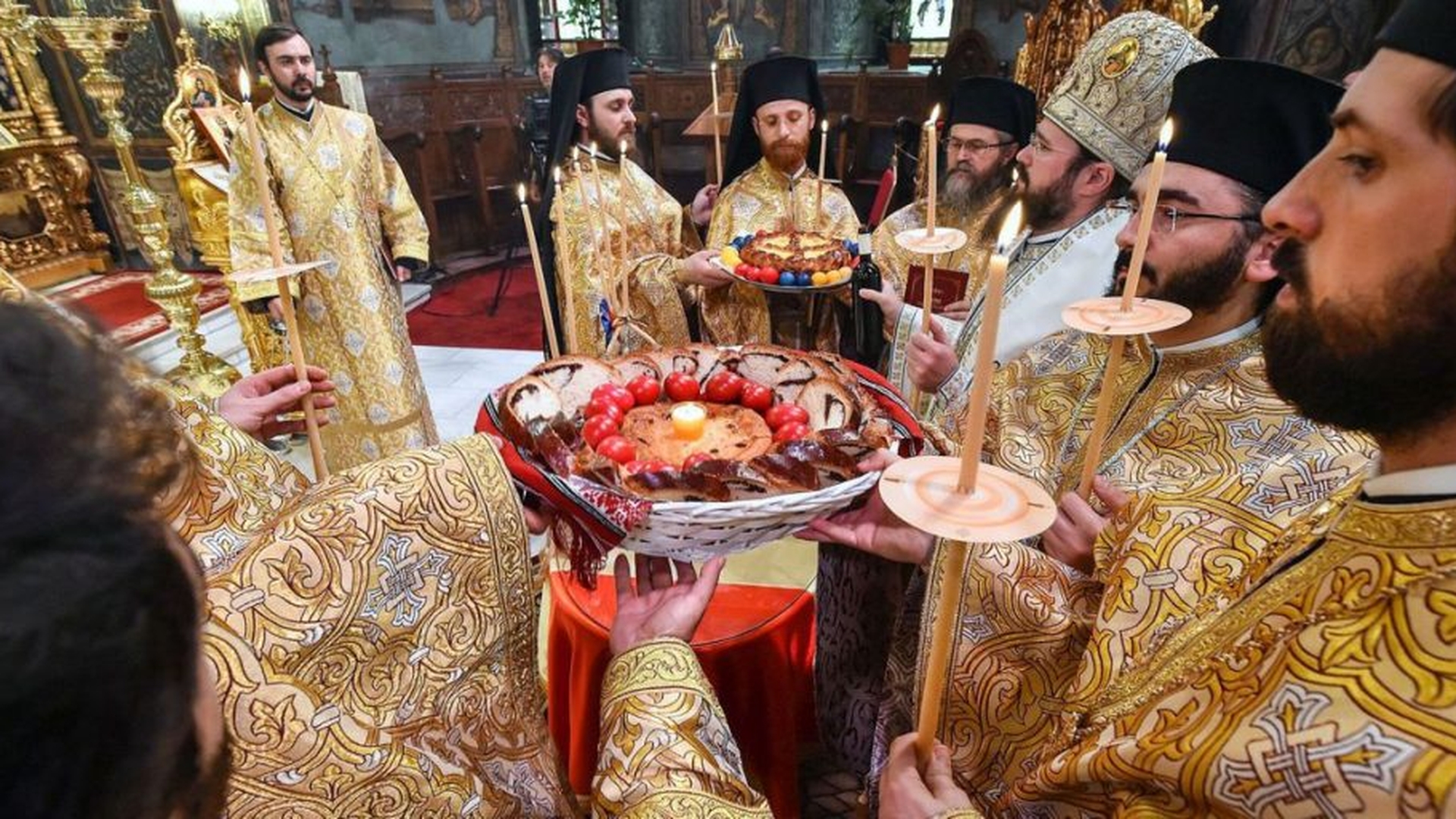 Moşii de toamnă 2021. Tradiţii, obiceiuri şi superstiţii în Sâmbăta Morţilor. Ce nu e bine să faci în această zi