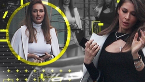 ”Prințesa ochelarilor” & ”Regina dragostei” au răvășit ”cartierul milionarilor”. Au apărut la restaurant în ținute aproape “topless”