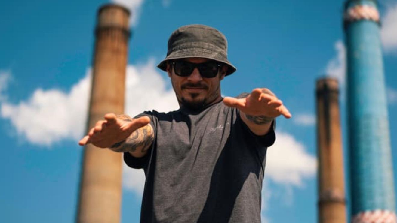 Cumicu a fost condamnat la 6 ani de închisoare. Artistul român a fost condamnat pentru delict internațional