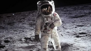 Asta schimba TOT ce stiai despre LUNA! Ce au descoperit acolo cercetatorii americani de la NASA