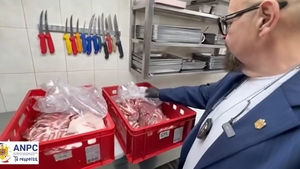 Piedone, caz de "Dosarele X" într-un restaurant din Bragadiru. Cum s-a transformat carnea de porc în... pastramă de oaie!