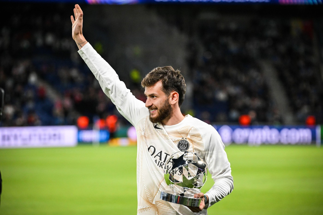 Kvaratskhelia în tricoul PSG, sursa-profimedia.ro