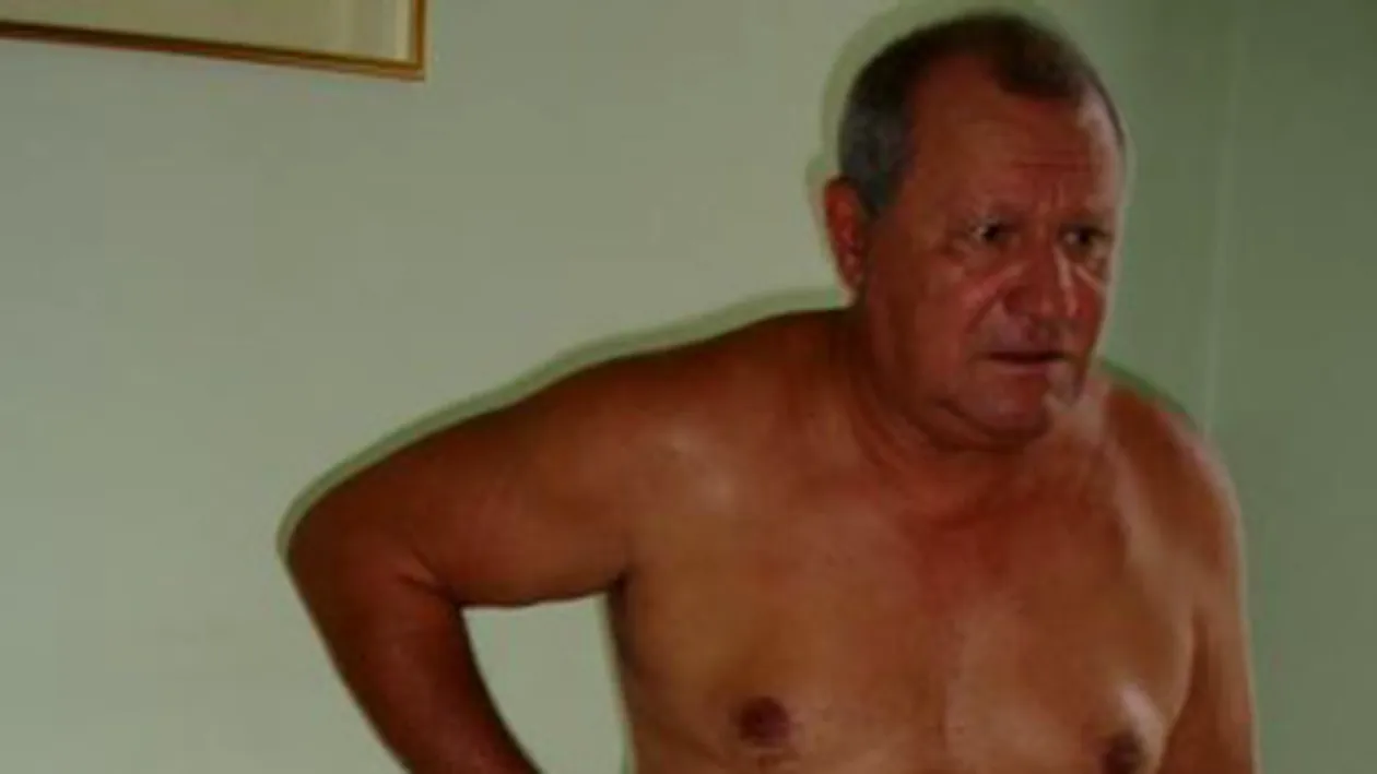 Cristian Tantareanu face sauna cu ozon pentru potenta si intinerire