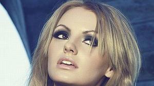 Alexandra Stan o ia de la capăt! Gestul pe care l-a facut pentru a demonstra că nu mai depinde de Marcel Prodan