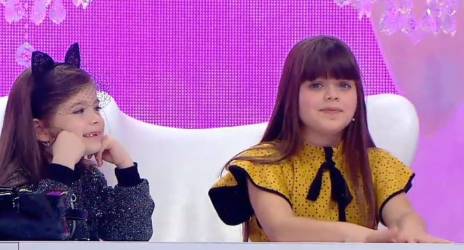 Simona Pătruleasa, chemată de urgenţă să-şi ia fetiţa de la „Bravo ai stil!” Ce reclamaţii a primit de la telespectatorii emisiunii