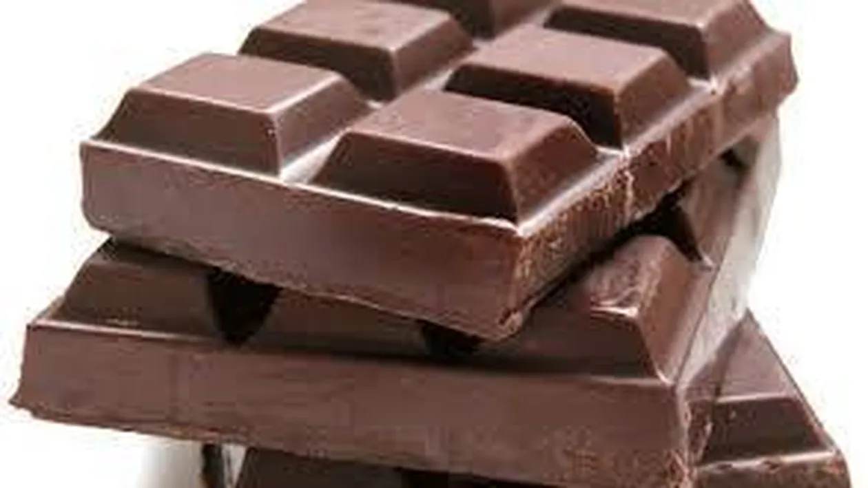 Top 5 alimente eficiente pentru femei! Ce efect are ciocolata asupra corpului