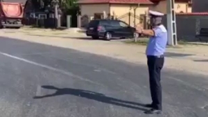 Record de amenzi și permise suspendate în Dâmbovița. Unul dintre șoferi circula cu 167 km/h, era beat și permisul nu era valabil în România