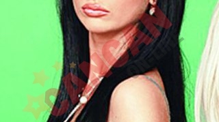 Denisa de la Bambi: "Prezentam playboy-stele ca pe mari dive"