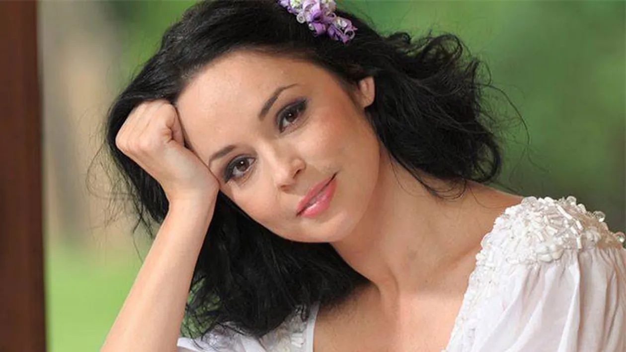 Andreea Marin s-a despartit de turc la fel cum a facut cu Stefan Banica: pe Facebook! Vezi de ce a luat aceasta decizie!