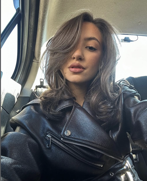 Cum arată astăzi Elena Hasna, vocea care a uimit la Next Star! Are 24 de ani și nu o mai recunoști