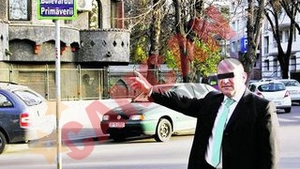 "Caderile de tensiune m-au pagubit cu peste 10.000 de euro"