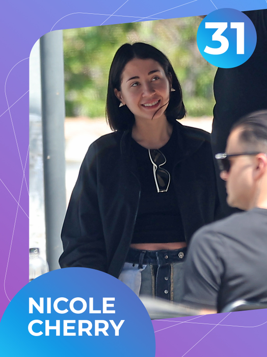 TOP 50 de vedete, așa cum rar le vezi în public! Cum arată Andreea Raicu, Erika Isac sau Otniela Sandu în varianta 100% naturală