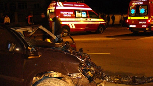 Tragedie în Harghita! O persoană a murit, alte cinci, între care trei copii, au fost rănite într-un accident rutier