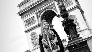 Simona Halep sărbătorește Valentine’s Day la Paris. Tenismena și-a găsit alinarea în brațele altui bărbat?