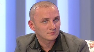 Prima apariţie publică de când şi-a făcut implant de păr! Uite cum arată Trăistariu cu noul look: "Adio, chelie"