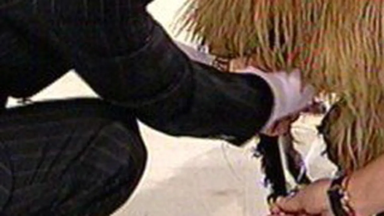 Vraci de animale! Gigi Becali a povestit cum... a reparat o oaie! Era schioapa de o luna!