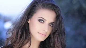 Trebuie sa ne spui ce porti pe dedesubt, de iti face un bust atat de frumos Antonia, cu sanii la inaintare pe internet!