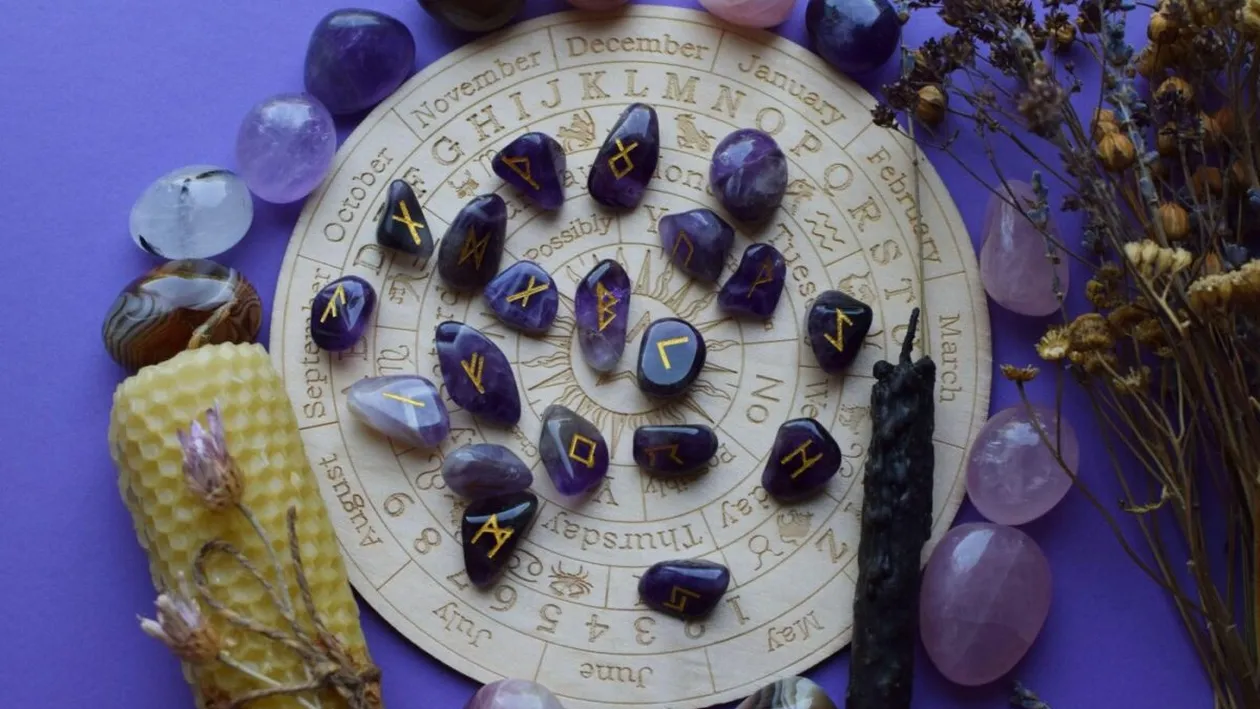 Horoscop rune 13 decembrie 2025. Ce ne indică Nauthiz, runa tentațiilor și autocontrolului