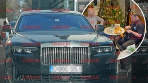 Pescobar, prânz de hipster lângă Rolls-ul de 500.000 €. A dat restaurantele de lux pe un panini