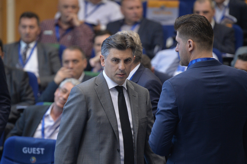 Lui Lupescu nu-i vine să creadă că a pierdut alegerile