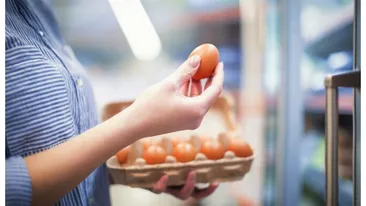 O femeie a găsit o metodă ingenioasă de a se răzbuna pe cel care i-a furat mâncarea. Reacția hoțului a stârnit hohote de râs