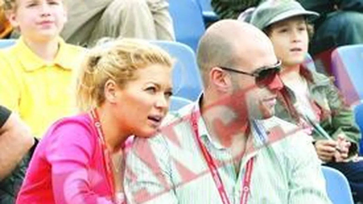 Gina Pistol, toata vara departe de iubit