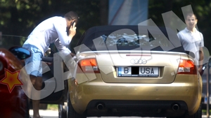 Nu e blonda Pelinel, dar i-o blonda trasa prin inel! Ce “alianta a burlacilor” a facut Boureanu!