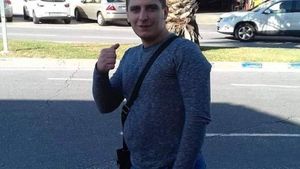Fiul lui Costel Corduneanu se aproviziona cu droguri din Ferentari. Cum a fost prins cu heroina în chiloți