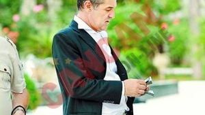 I-a bagat in sedinta si le-a dat banii