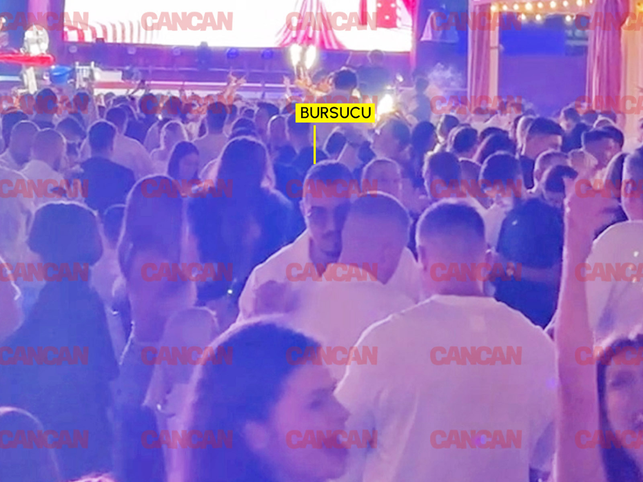Prezentatorul și-a animat prietenii cu poveștile sale