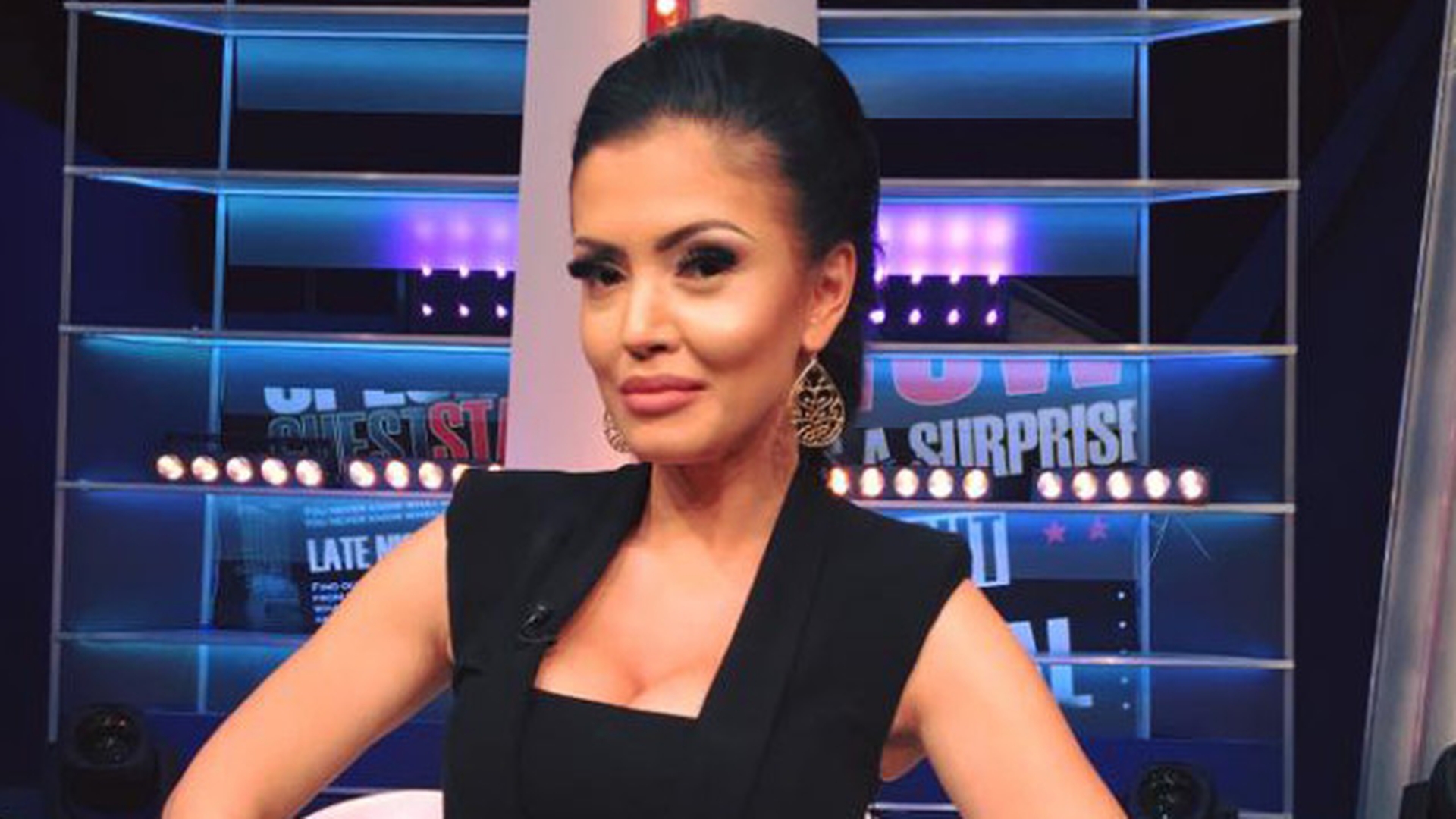 Andreea Mantea iti spune care este solutia picioarelor perfecte! Uite ce trebuie sa faci pentru a arata bine