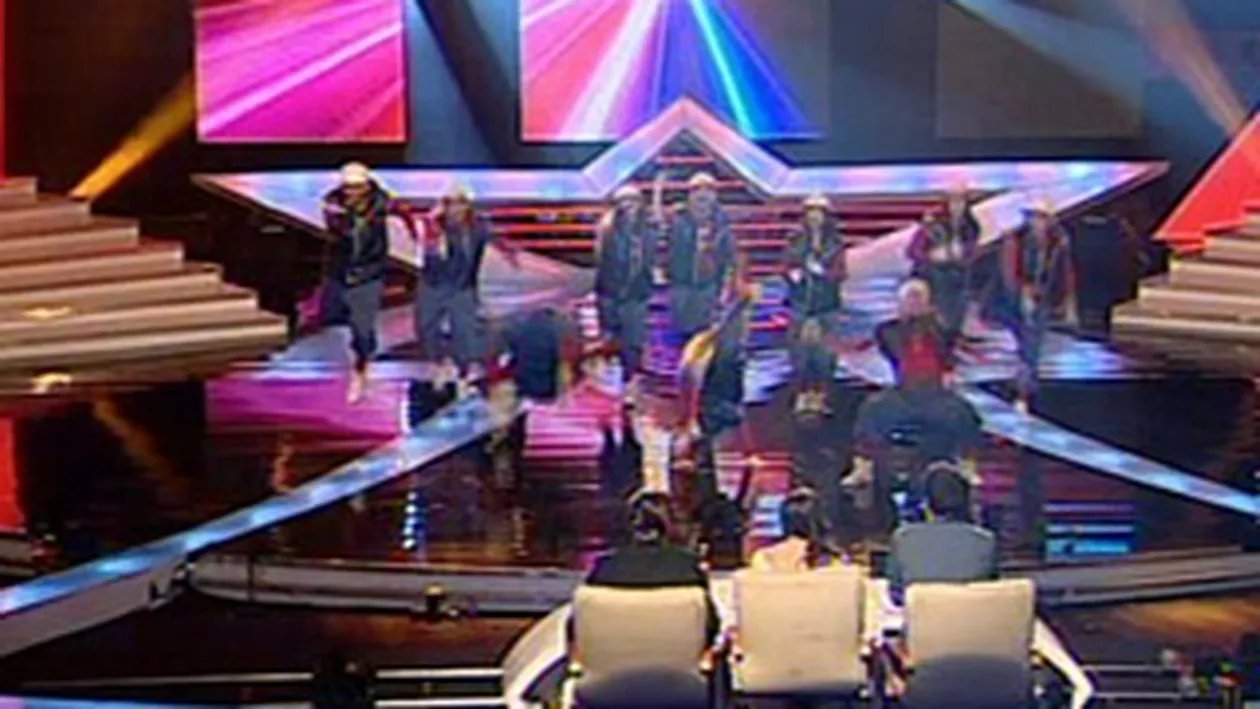 Street dance ca la carte la Romanii au talent! Mihai Petre a fost impresionat: V-ati comportat ca o trupa adevarata!