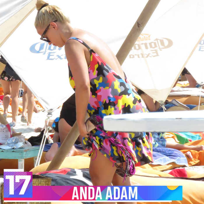 Top 20 bunăciuni din showbiz care au rămas “total descoperite” în locuri publice. Anna Lesko, Gina Pistol sau Anda Adam sunt doar câteva dintre numele sonore