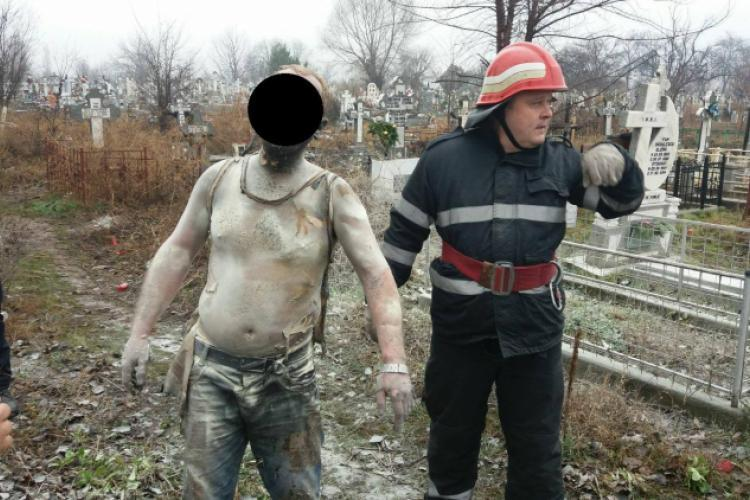 Un brăilean şi-a dat foc în cimitir după ce s-a certat cu nevasta şi a bătut-o cu ciocanul