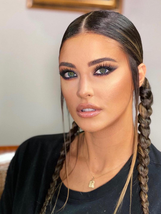Antonia, testată pozitiv cu virusul SARS-CoV-2? Mărturisirea emoționantă făcută de “soția” lui Alex Velea : “Mă simt ca un vampir ciudat!!!”