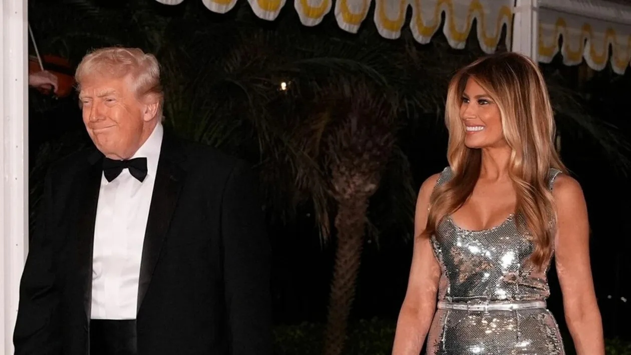 Melania Trump, apariție strălucitoare de Revelion! Prima Doamnă a furat toate privirile în noaptea dintre ani