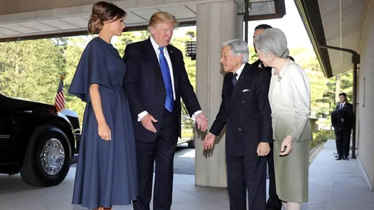 Gestul cu care Donald Trump i-a cucerit pe americani! Cum l-a salutat pe împăratul Japoniei