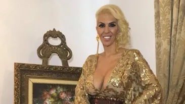 Toţi au văzut rochia din ”aur” pe care a purtat-o RALUCA BĂDULESCU la nuntă! Uite cum a arătat cea de mireasă